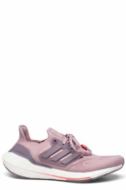 adidas Performance Ultraboost 22 W Running Shoes For Women Cwhite/cwhite/solred -sport shoes online shop adigx5588 cmagmaulegprpturbo 1