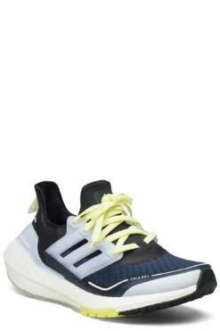 adidas Performance ULTRABOOST 21 C.RDY W Running Shoes For Women Crenav/halblu/pulyel